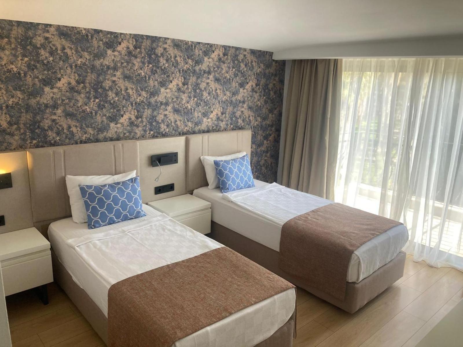 קמר Eldar Garden Resort מראה חיצוני תמונה